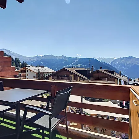 Astoria 341 アパート